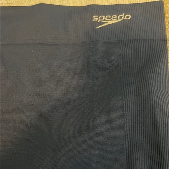 Navy Blue Leggings Speedo size medium - Picture 5 of 8